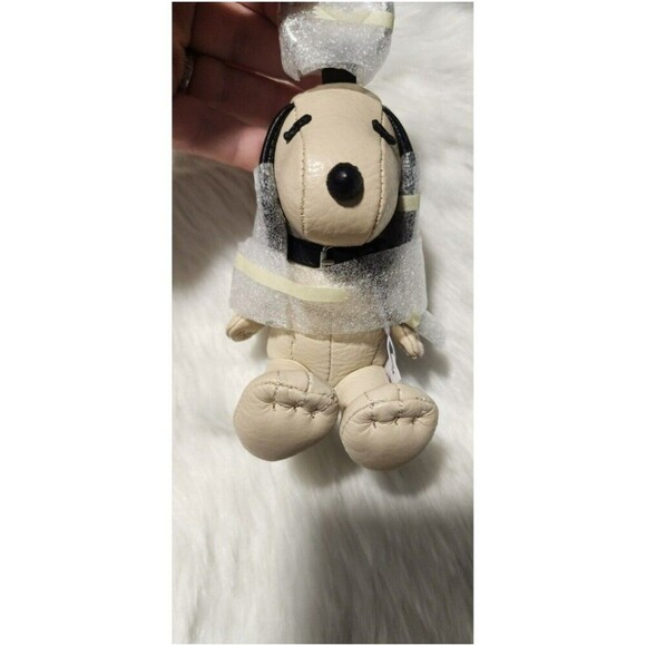 COACH X PEANUTS SNOOPY Collectible Bag Charm Signature Canvas Ivory White NWT - Picture 3 of 7